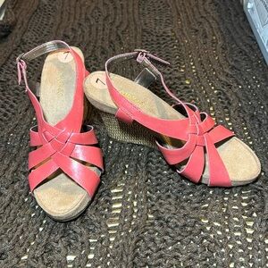 Vintage Aerosoles Sandles